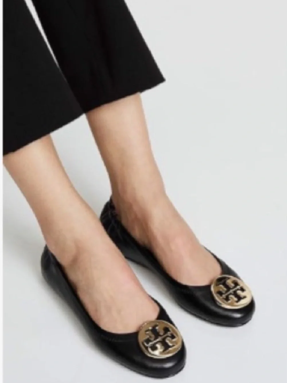 Tory Burch Minnie Leather Travel Ballet Flats Gold Logo Medallion Black Size 8